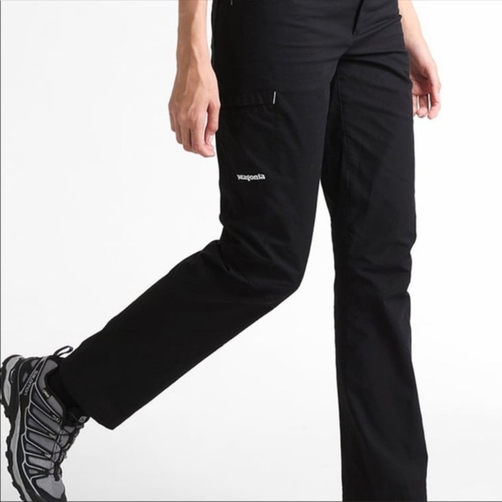 Women’s Patagonia black Venga rock pants size 4